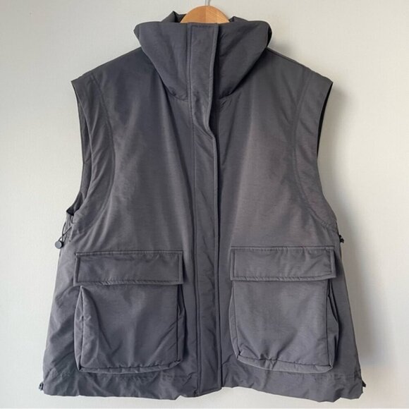 GREY LAB Snap Button Boxy Puffer Vest Size M - Picture 5 of 10